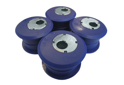 Adjustable offset caster bushes