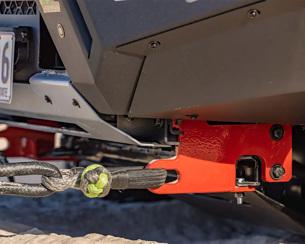 Ironman 4x4 soft shackled attached